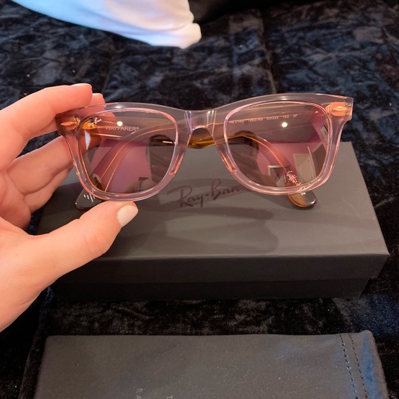 ray ban martinez brothers